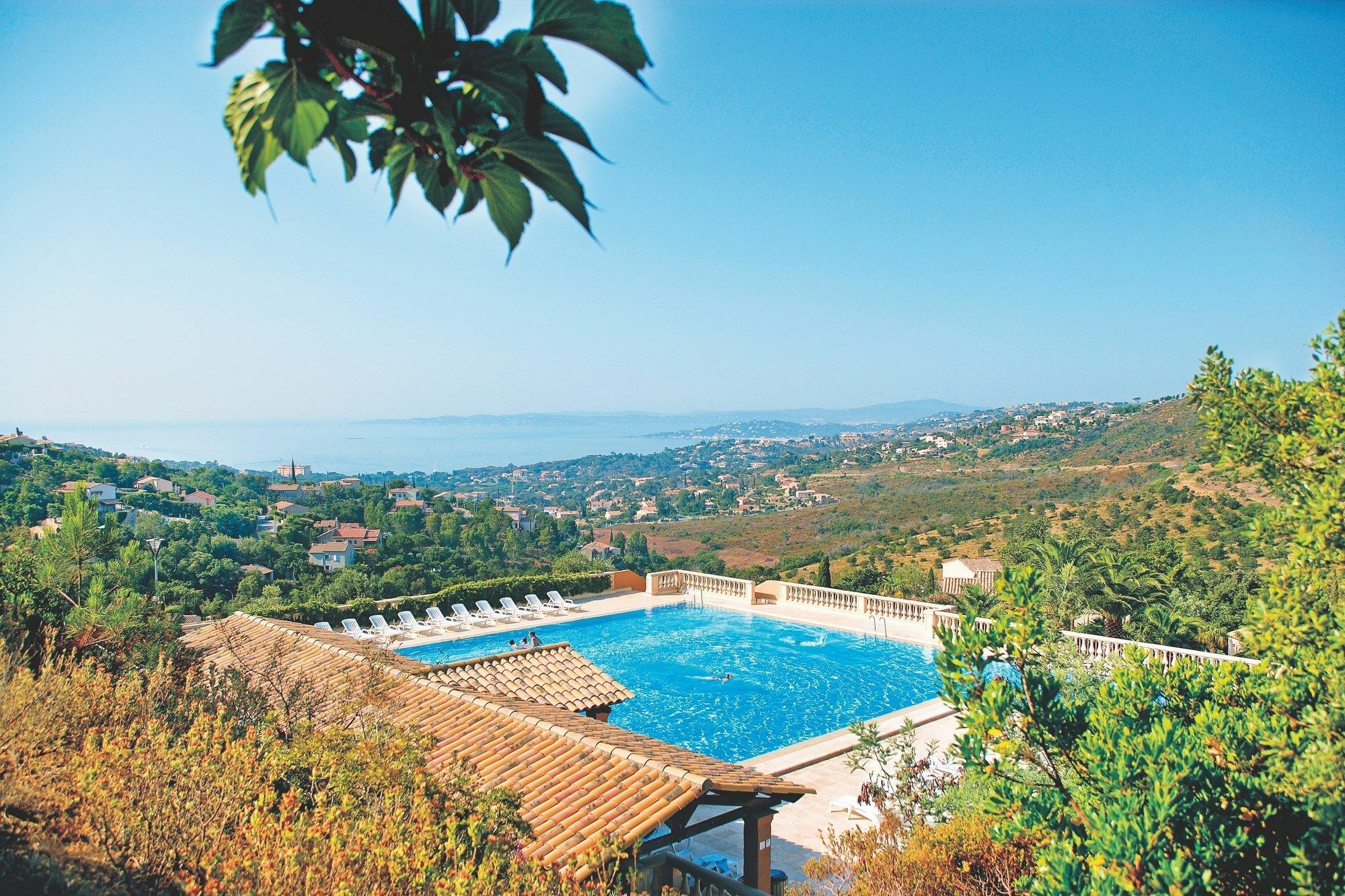 Residence Pierre & Vacances Les Terrasses Des Issambres เลอิสซ็องเบรอ ภายนอก รูปภาพ
