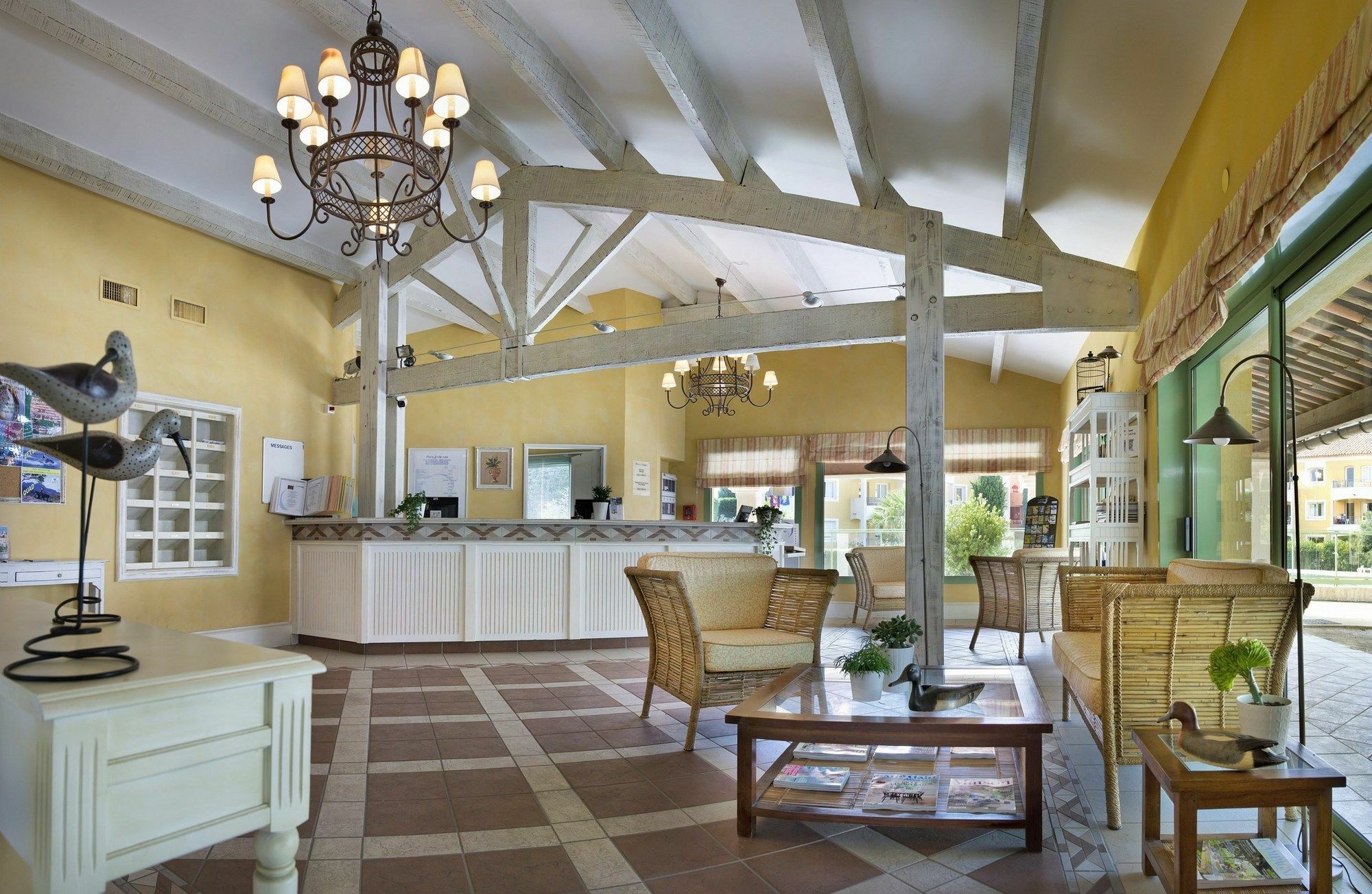 Residence Pierre & Vacances Les Terrasses Des Issambres เลอิสซ็องเบรอ ภายนอก รูปภาพ